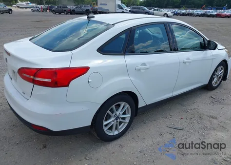 2015 Ford Focus Se z USA, uszkodzony, nr VIN 1FADP3F27FL202192